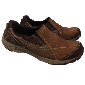MERRELL - Women’s Suede Leather Dark Earth Kamori Slip‎ On Moc Shoes - Size 8